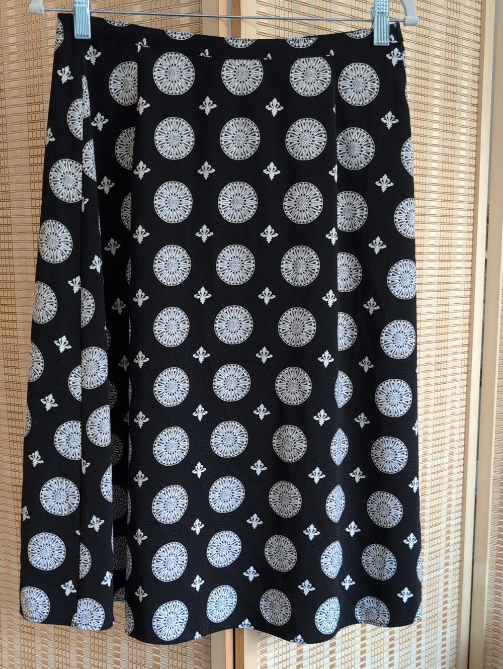 Norton McNaughton Black and White A-Line Medallion Skirt
